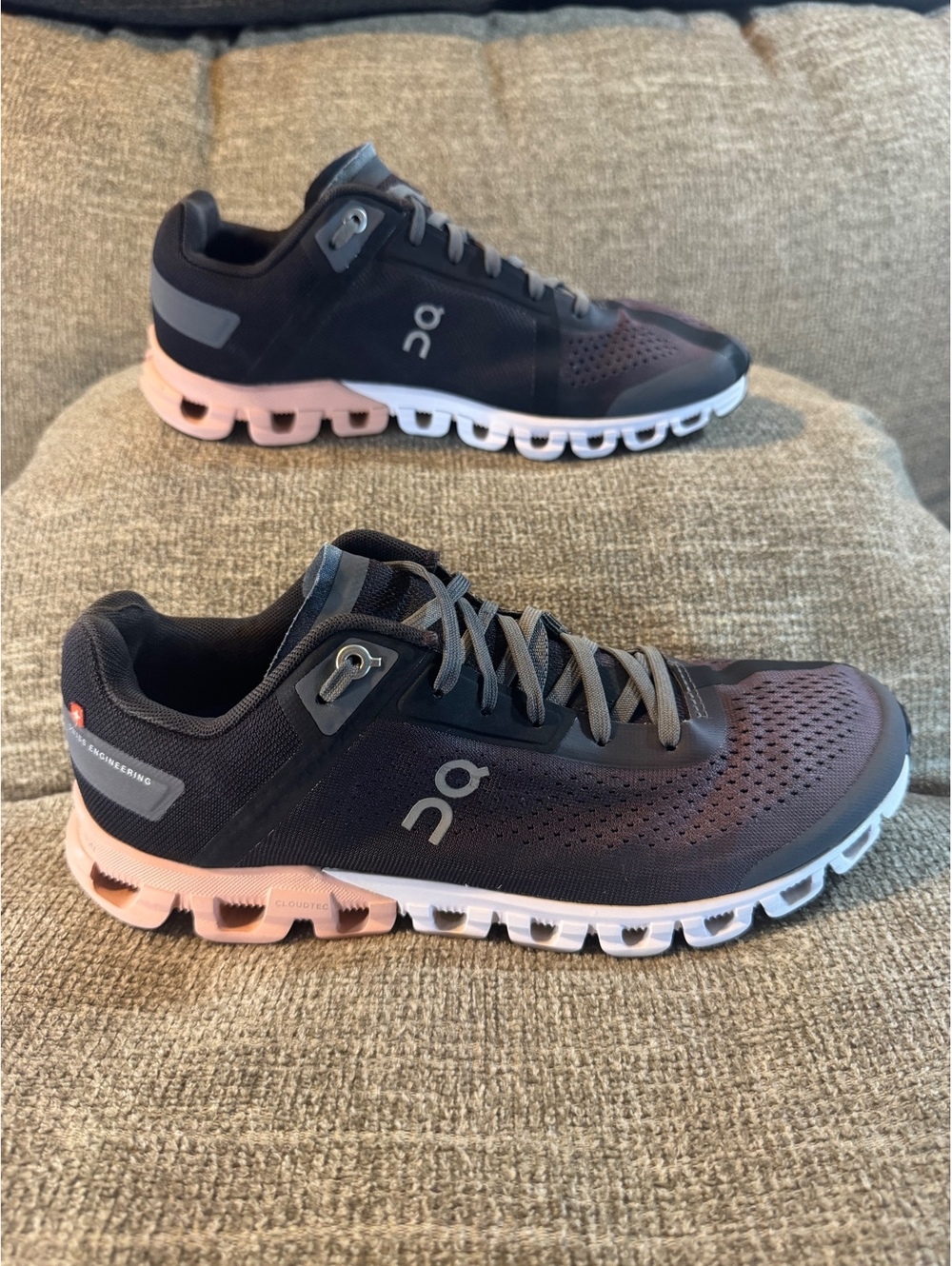 On Running Cloudflow 3.0 Rock Rose Grey Pink Sneakers Women's Size 8